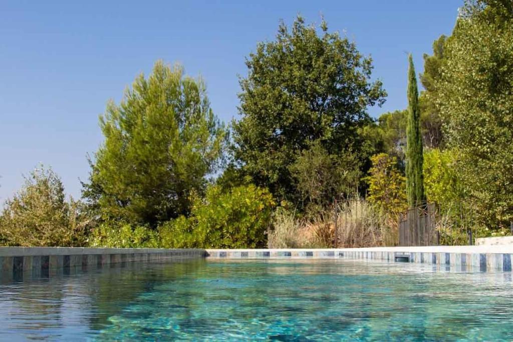 La Bastide - Le Grenache - Le Syrah Au Domaine Chateau Henri Bonnaud Le Tholonet Екстер'єр фото